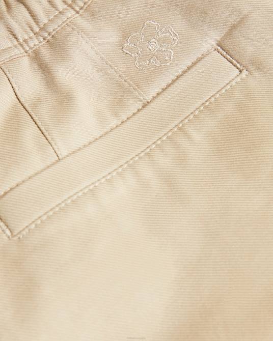 Ted Baker hombres 2ZFP1590 ropa shorts de sarga Mordon con cordones natural