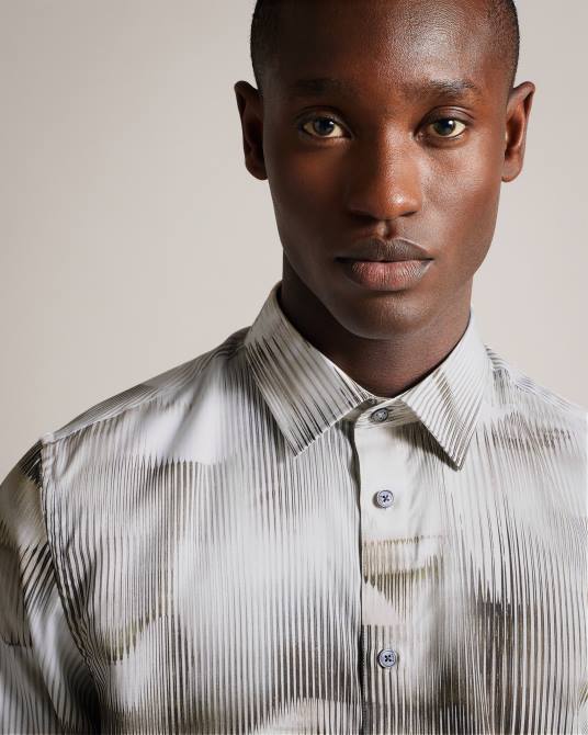 Ted Baker hombres 2ZFP1303 ropa camisa galmoy de manga larga con estampado floral multicolor