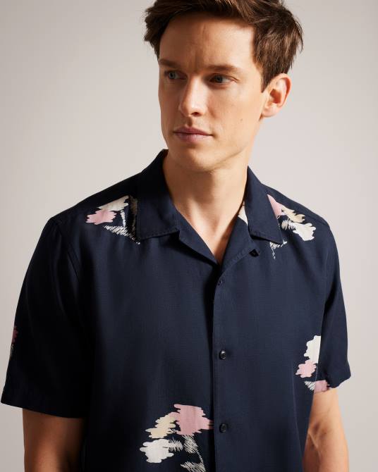 Ted Baker hombres 2ZFP1318 ropa camisa neele de manga corta con estampado floral Armada