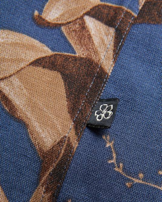 Ted Baker hombres 2ZFP1360 ropa camisa belmar de manga corta con estampado botánico Armada