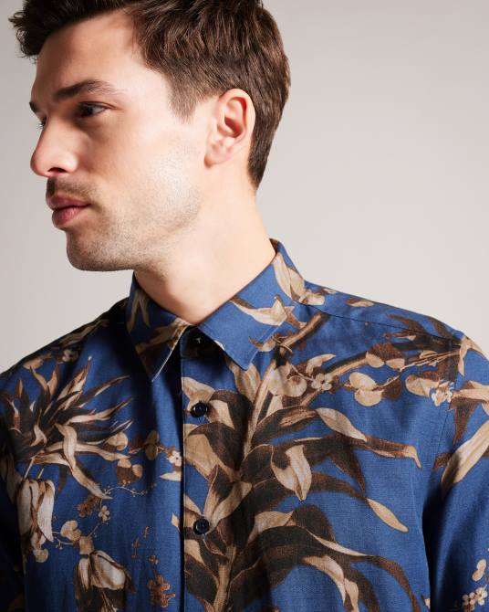 Ted Baker hombres 2ZFP1360 ropa camisa belmar de manga corta con estampado botánico Armada
