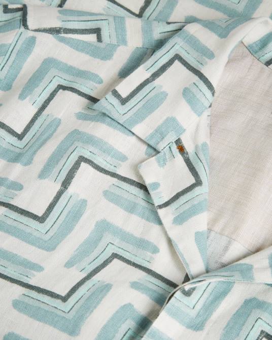 Ted Baker hombres 2ZFP1524 ropa camisa brecon ss retro con estampado geográfico cielo azul