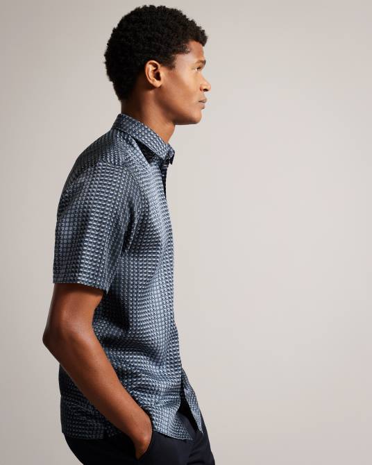 Ted Baker hombres 2ZFP1540 ropa camisa munden de lyocell manga corta con estampado geométrico Armada