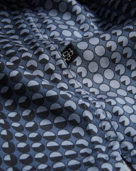 Ted Baker hombres 2ZFP1540 ropa camisa munden de lyocell manga corta con estampado geométrico Armada