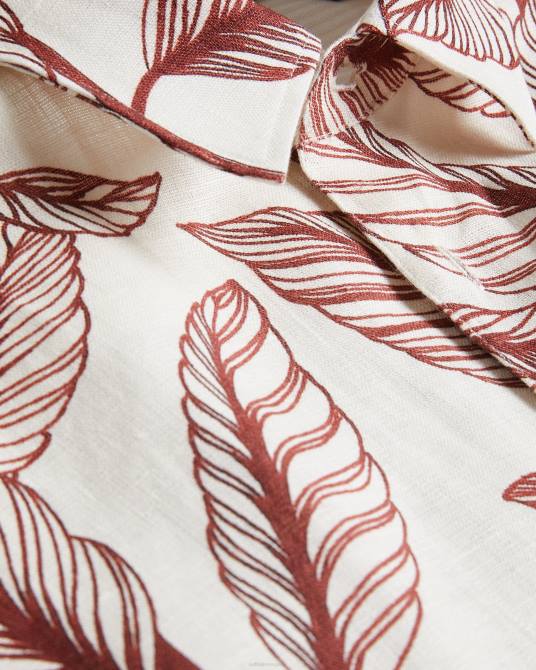 Ted Baker hombres 2ZFP1618 ropa camisa tagus de lino con estampado de hojas y manga corta naranja oscuro