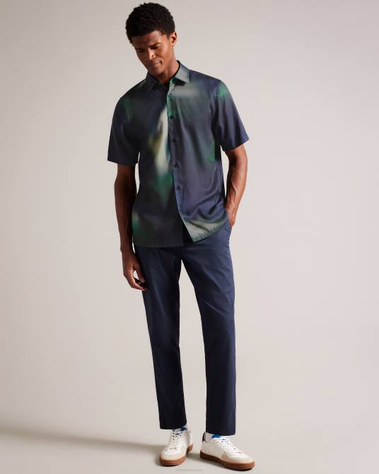 Ted Baker hombres 2ZFP1621 ropa Evesho camisa de manga corta de lyocell con estampado abstracto Armada