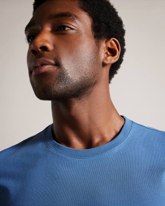 Ted Baker hombres 2ZFP1531 ropa Camiseta lisa de corte regular y manga corta de Tywinn azul