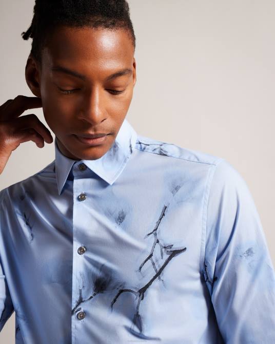 Ted Baker hombres 2ZFP1477 ropa camisa Louth de manga larga con estampado floral grande cielo azul