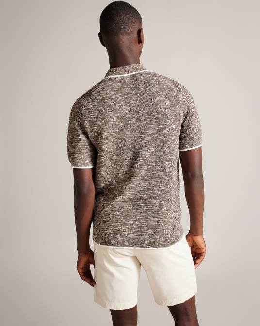 Ted Baker hombres 2ZFP1602 ropa polo plantr con cuello abierto jaspeado marron oscuro