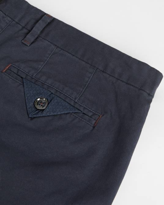 Ted Baker hombres 2ZFP1629 ropa pantalones cortos chinos de algodón buenose Armada