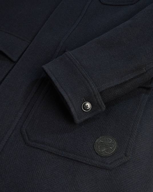 Ted Baker hombres 2ZFP1721 ropa abrigo traks con cuello alzado y bolsillos Armada