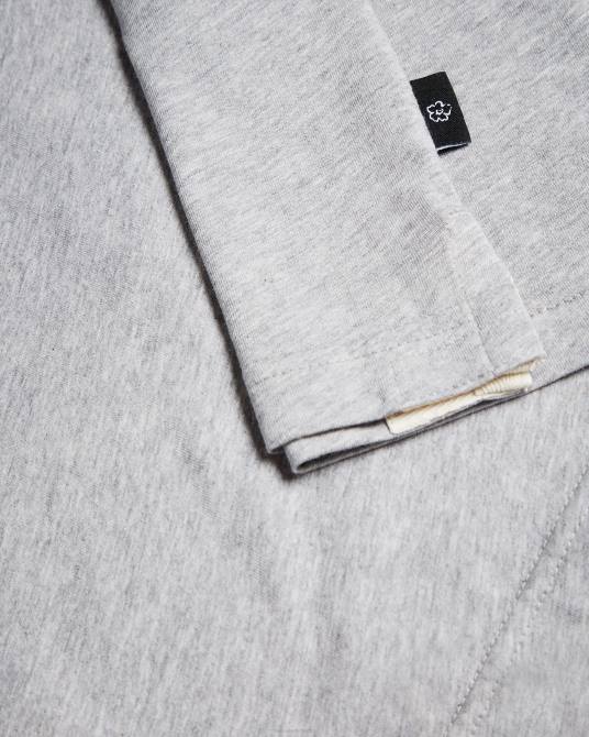 Ted Baker hombres 2ZFP1705 ropa camiseta tedford ss varsity marga gris