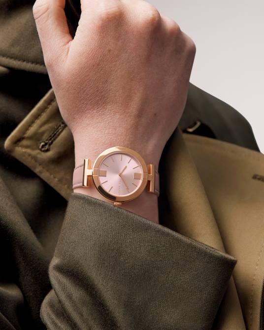 Ted Baker mujer 2ZFP1092 accesorios reloj darbyy con correa de cuero y marco en T rosa