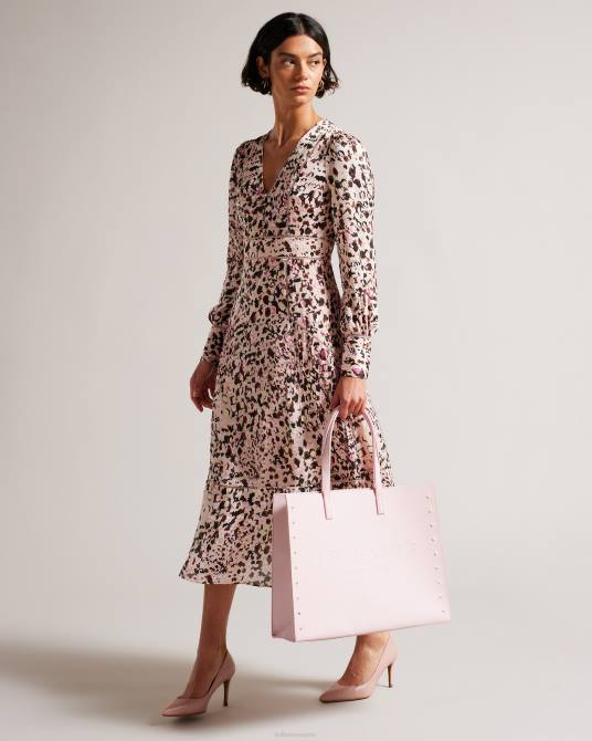 Ted Baker mujer 2ZFP691 bolsas bolso ancho con ícono y tachuelas en forma de corazón Studcon Rosa palido