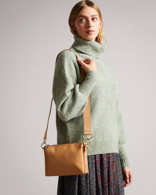 Ted Baker mujer 2ZFP749 bolsas bandolera con cinchas y la marca darceyy camello