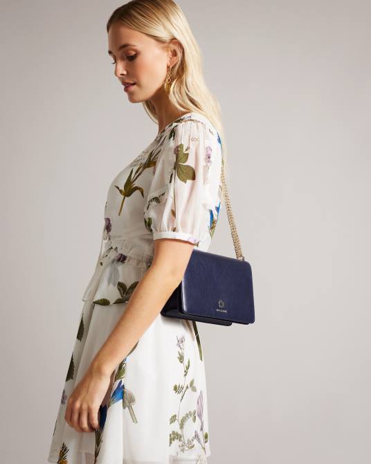 Ted Baker mujer 2ZFP814 bolsas bandolera jorjey con ojales y flores azul oscuro