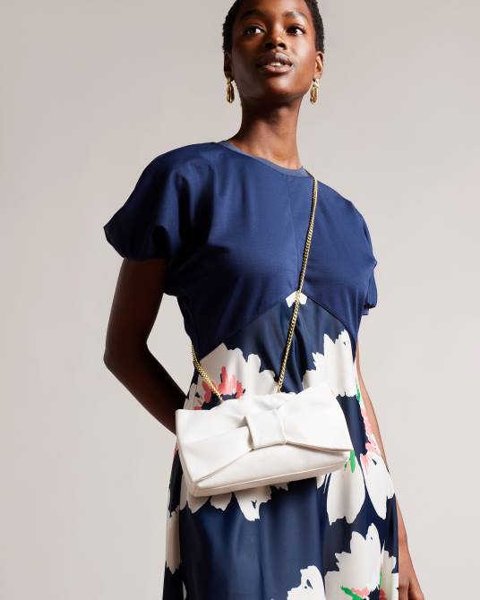 Ted Baker mujer 2ZFP713 bolsas bolso de mano niasa con detalle de lazo crudo