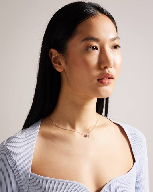 Ted Baker mujer 2ZFP1029 joyas collar con colgante de flor de Braddie color plata