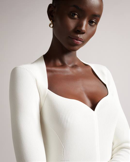 Ted Baker mujer 2ZFP99 ropa top helenh de punto con escote corazón blanco