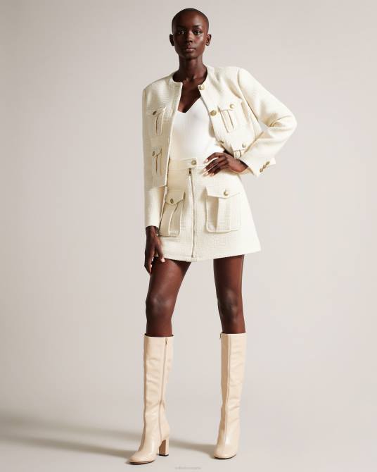 Ted Baker mujer 2ZFP126 ropa chaqueta corta con botones de bouclé color crema natural
