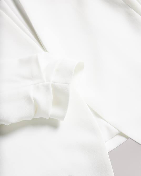 Ted Baker mujer 2ZFP131 ropa chaqueta corta lila Marfil