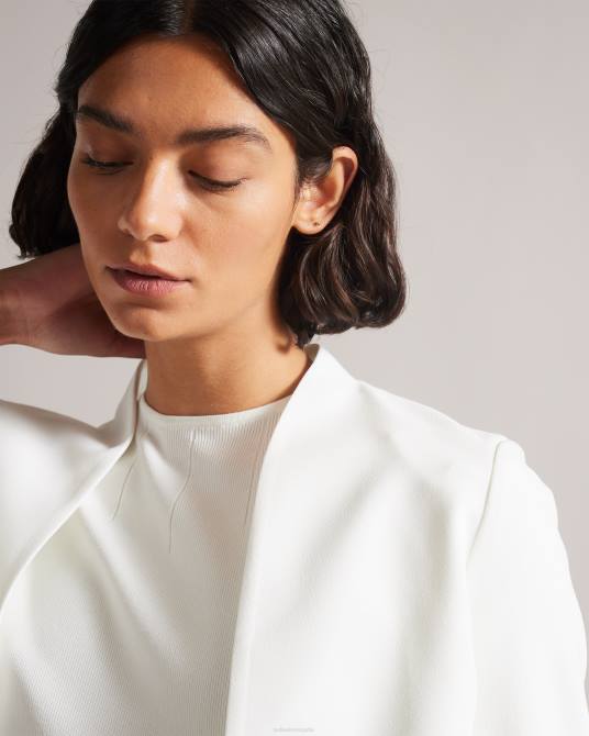 Ted Baker mujer 2ZFP131 ropa chaqueta corta lila Marfil