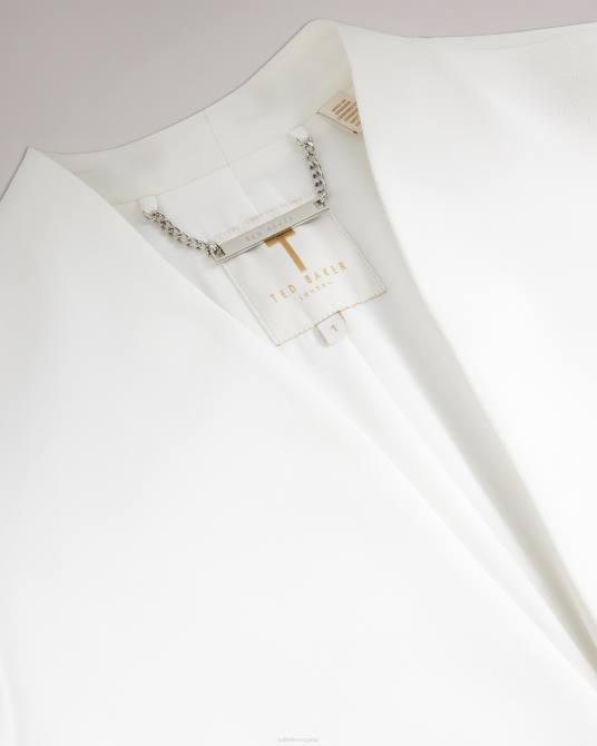 Ted Baker mujer 2ZFP131 ropa chaqueta corta lila Marfil