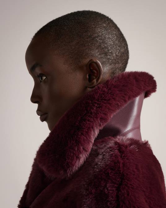 Ted Baker mujer 2ZFP454 ropa abrigo liliam de piel sintética hasta la cadera Morado oscuro