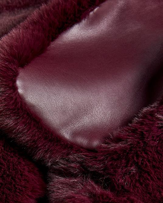 Ted Baker mujer 2ZFP454 ropa abrigo liliam de piel sintética hasta la cadera Morado oscuro