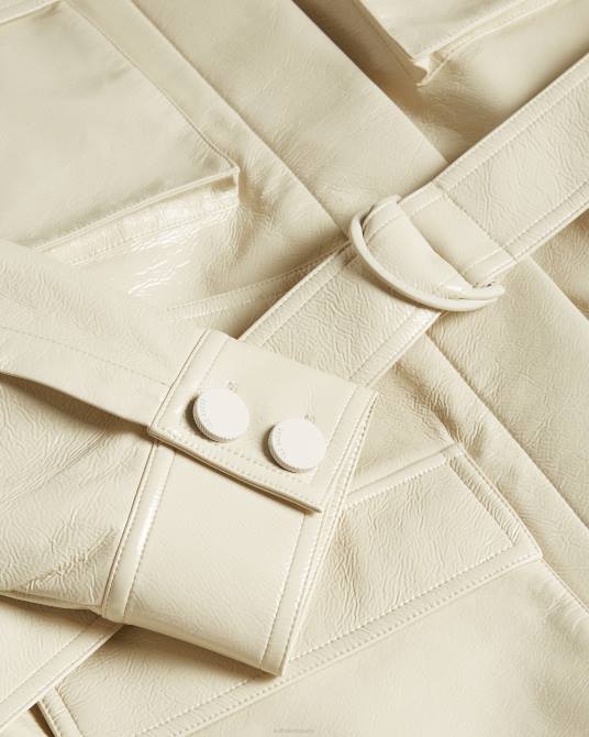 Ted Baker mujer 2ZFP569 ropa chaqueta de campo foziey de vinilo texturizado Marfil