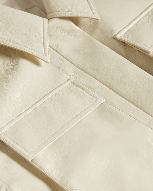 Ted Baker mujer 2ZFP569 ropa chaqueta de campo foziey de vinilo texturizado Marfil