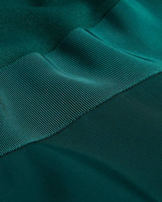 Ted Baker mujer 2ZFP244 ropa vestido con falda amplia y volantes de punto zadi verde oscuro