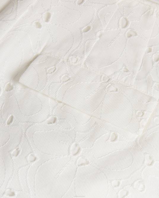 Ted Baker mujer 2ZFP566 ropa pantalones cortos de sastre Suzet con cinturón blanco