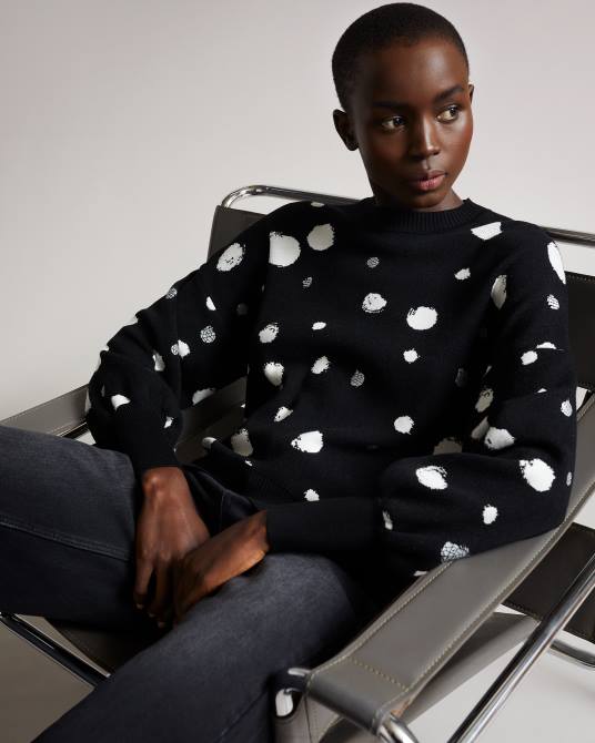 Ted Baker mujer 2ZFP635 ropa ssaskia suéter de punto en jacquard con dobladillo redondeado negro