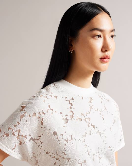 Ted Baker mujer 2ZFP34 ropa camiseta holgada con encaje floral maralo blanco