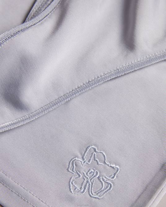 Ted Baker mujer 2ZFP375 ropa chaleco delantero shavon v gris claro