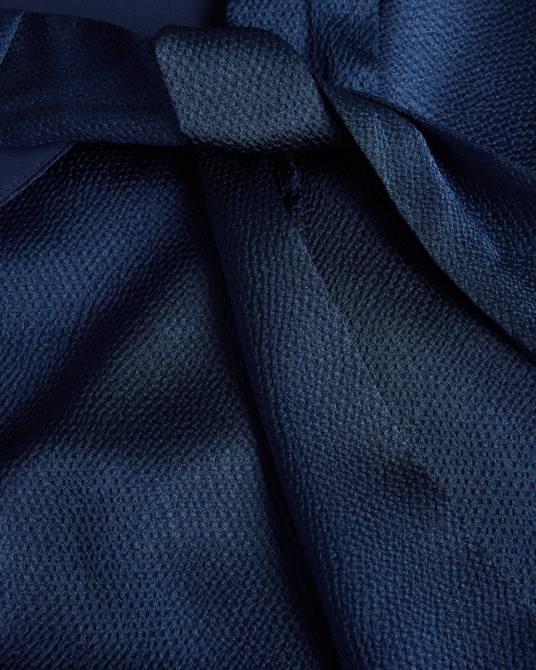 Ted Baker mujer 2ZFP157 ropa top hildri de satén sin mangas con cuello vuelto azul oscuro