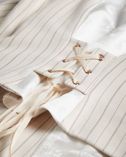 Ted Baker mujer 2ZFP374 ropa chaleco ajustado con cuello en v kllaraj crema