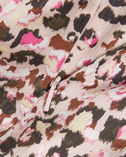 Ted Baker mujer 2ZFP50 ropa Vestido midi entallado y de vuelo con aplicación de escalera luceeya Rosado oscuro